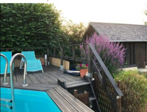 Maison charmante à Notre-Dame-du-Touchet avec piscine partagée